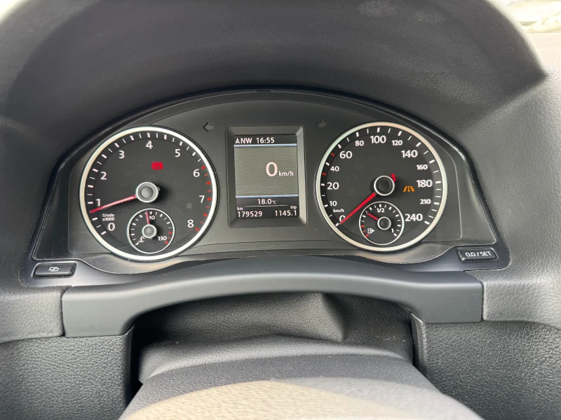 VW Tiguan 1.4TSI/FACE/4x4/NAVI/SWISS, снимка 10 - Автомобили и джипове - 50051783