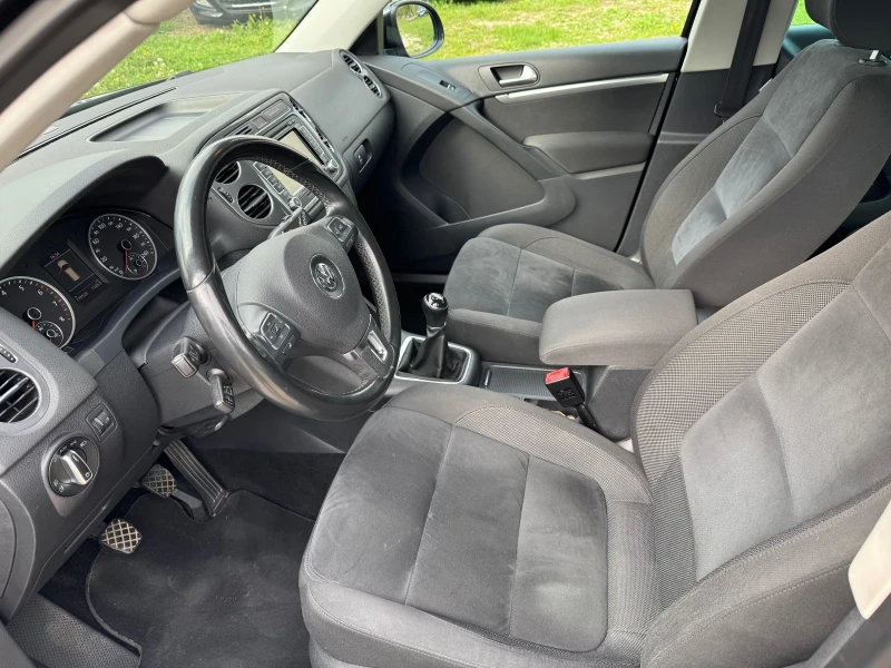 VW Tiguan 1.4TSI/FACE/4x4/NAVI/SWISS, снимка 12 - Автомобили и джипове - 50051783