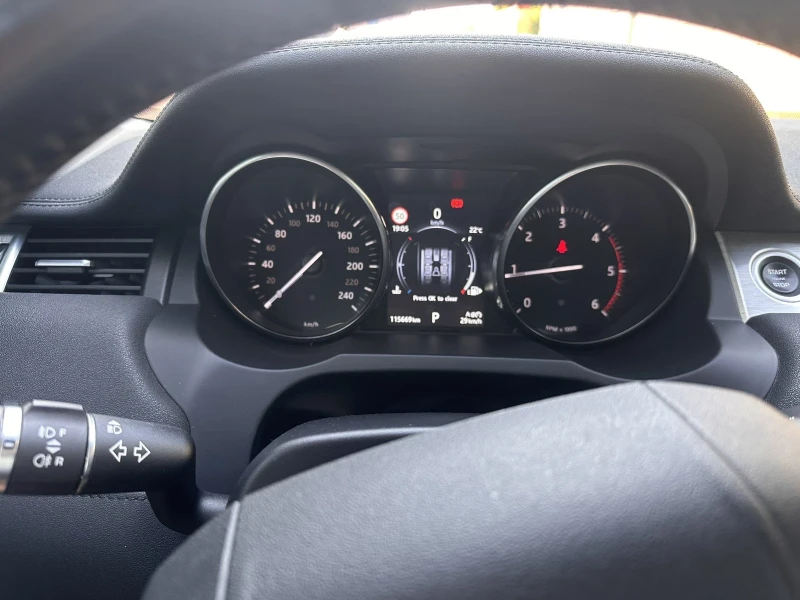 Land Rover Range Rover Evoque, снимка 9 - Автомобили и джипове - 52541033