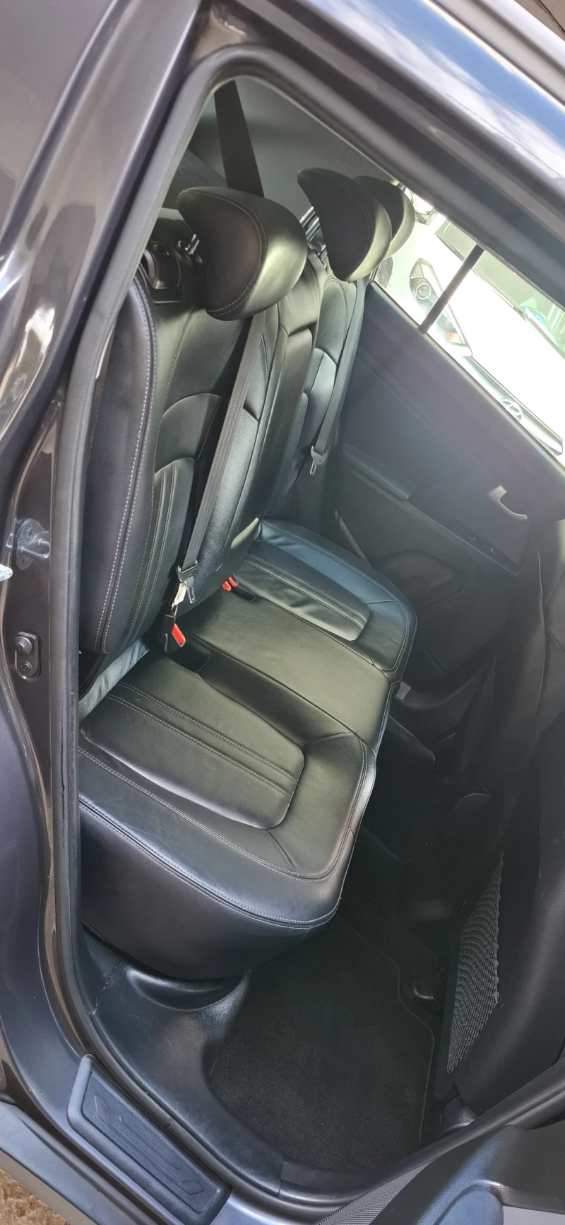 Kia Sportage 184KC AUTOMAT 4x4 Led Xenon Камера Навигация, снимка 13 - Автомобили и джипове - 52008390