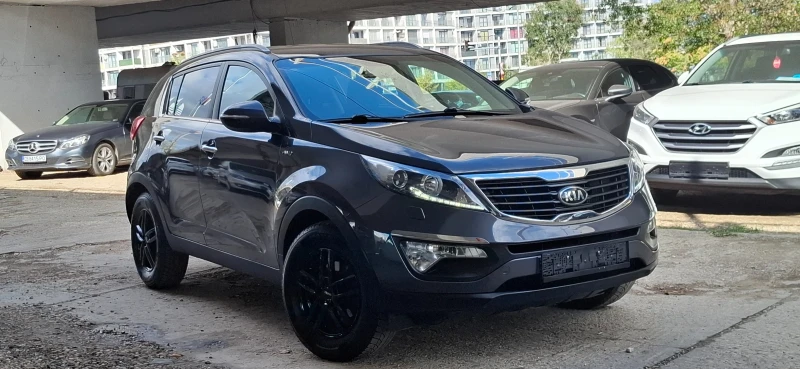 Kia Sportage 184KC AUTOMAT 4x4 Led Xenon Камера Навигация, снимка 7 - Автомобили и джипове - 52008390