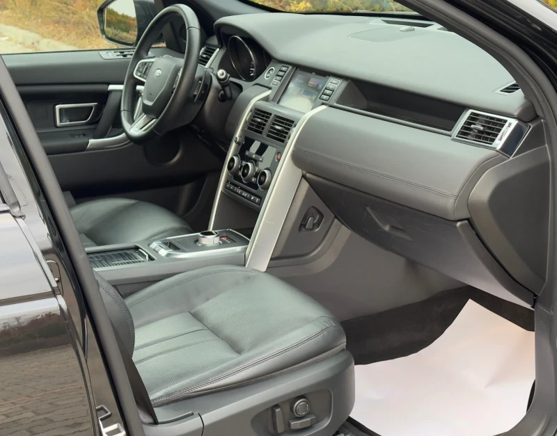Land Rover Discovery Sport LUXURY2.0d-AWD-9ATКОЖА-ЛЕНТИ-ЗОНИ-УНИКАЛЕН-183Х.КМ, снимка 15 - Автомобили и джипове - 52877766