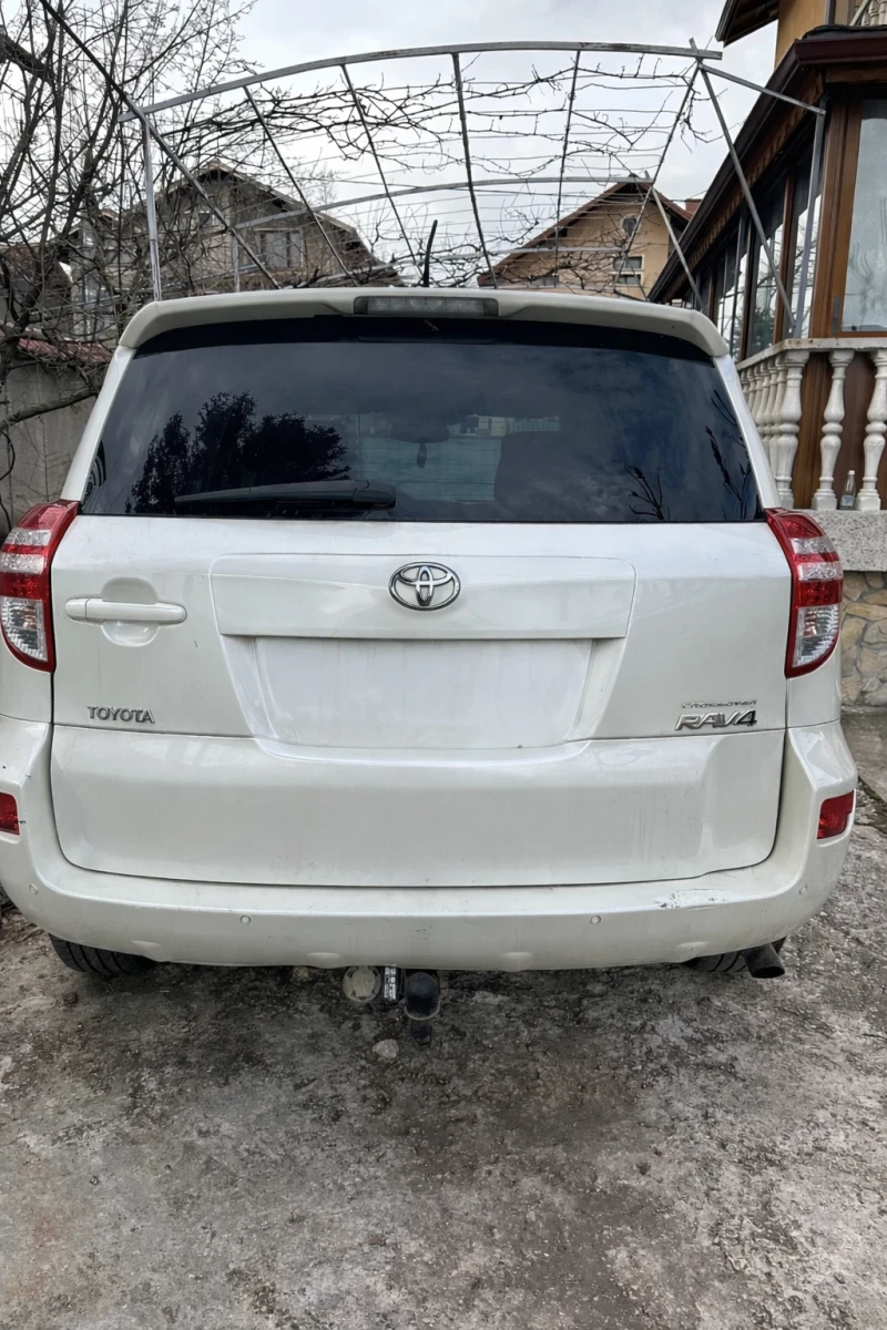 Toyota Rav4, снимка 2 - Автомобили и джипове - 53038546
