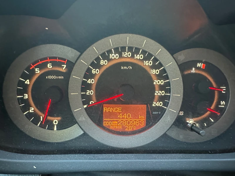 Toyota Rav4, снимка 7 - Автомобили и джипове - 53038546