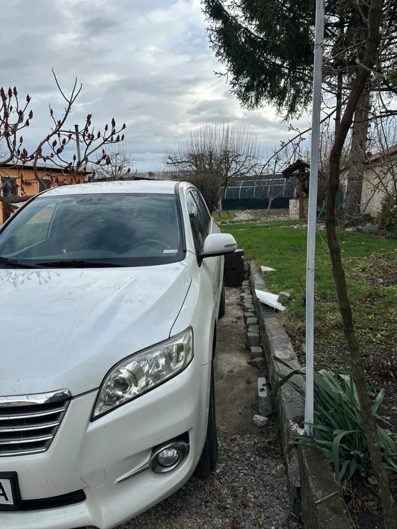 Toyota Rav4, снимка 3 - Автомобили и джипове - 53038546