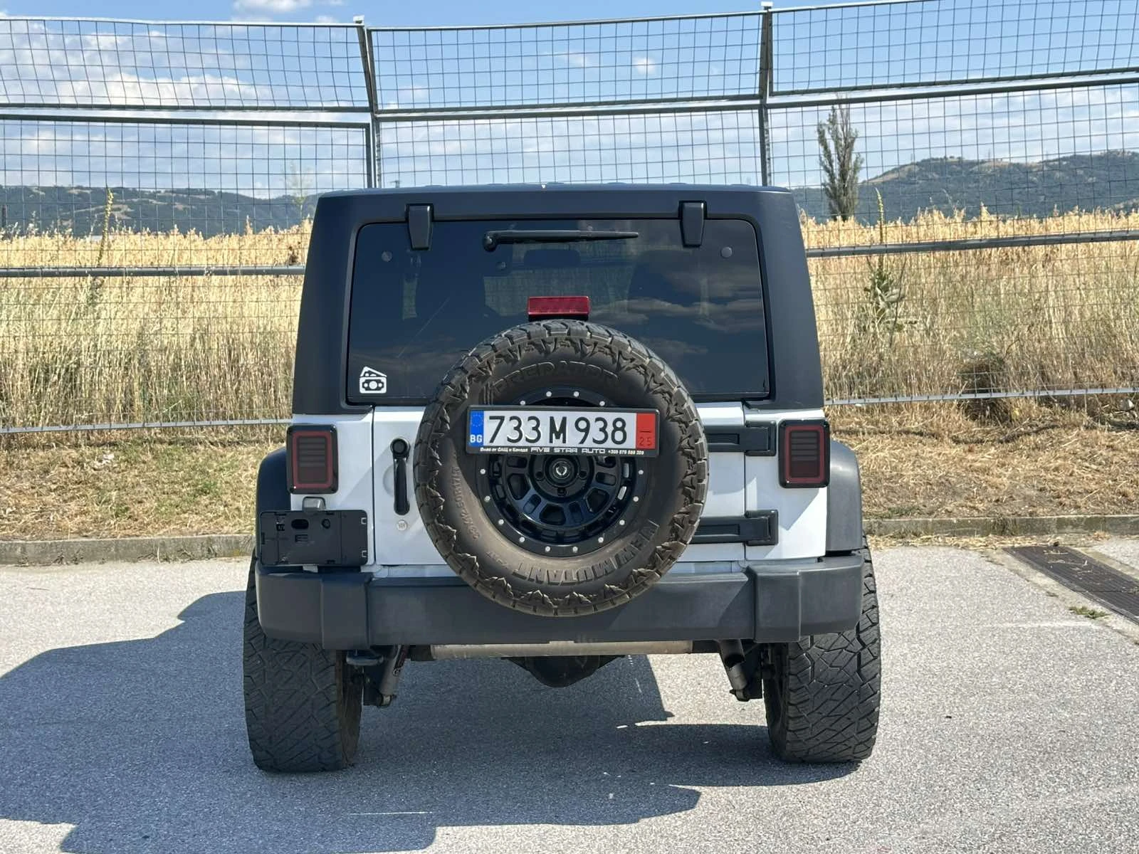 Jeep Wrangler Unlimited Sahara 3.6 - изображение 5