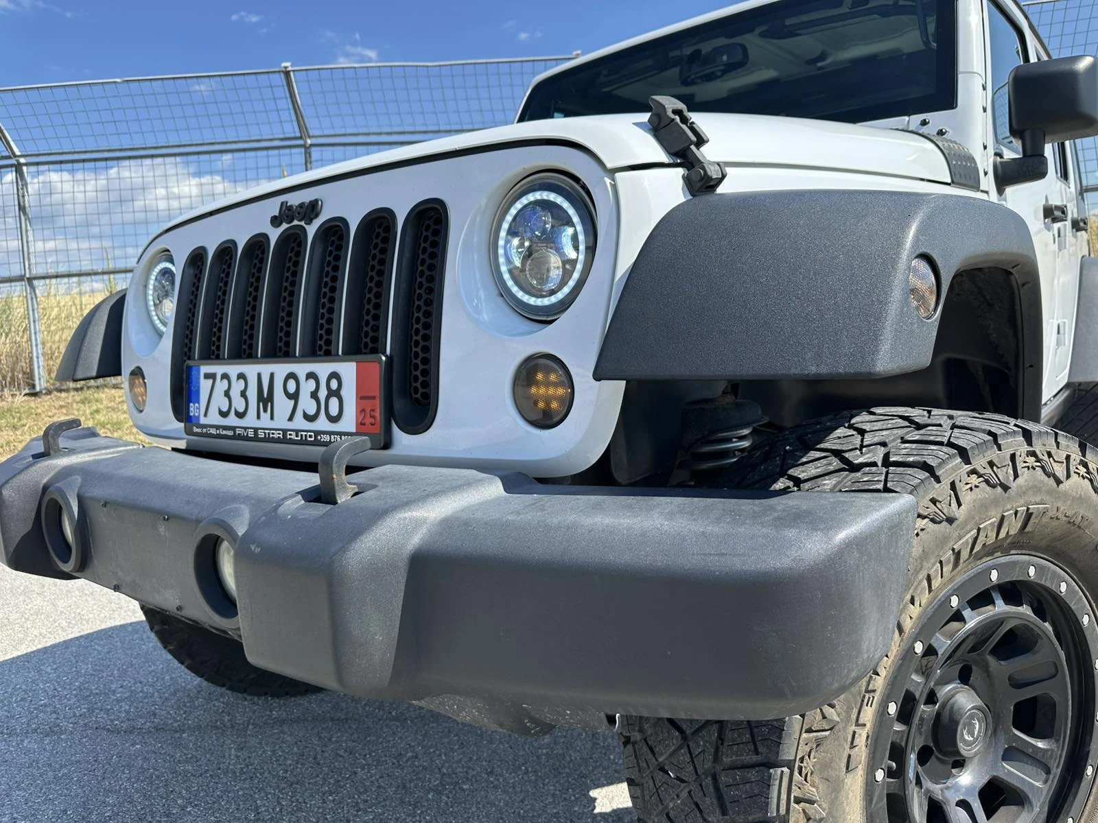 Jeep Wrangler Unlimited Sahara 3.6 - изображение 3