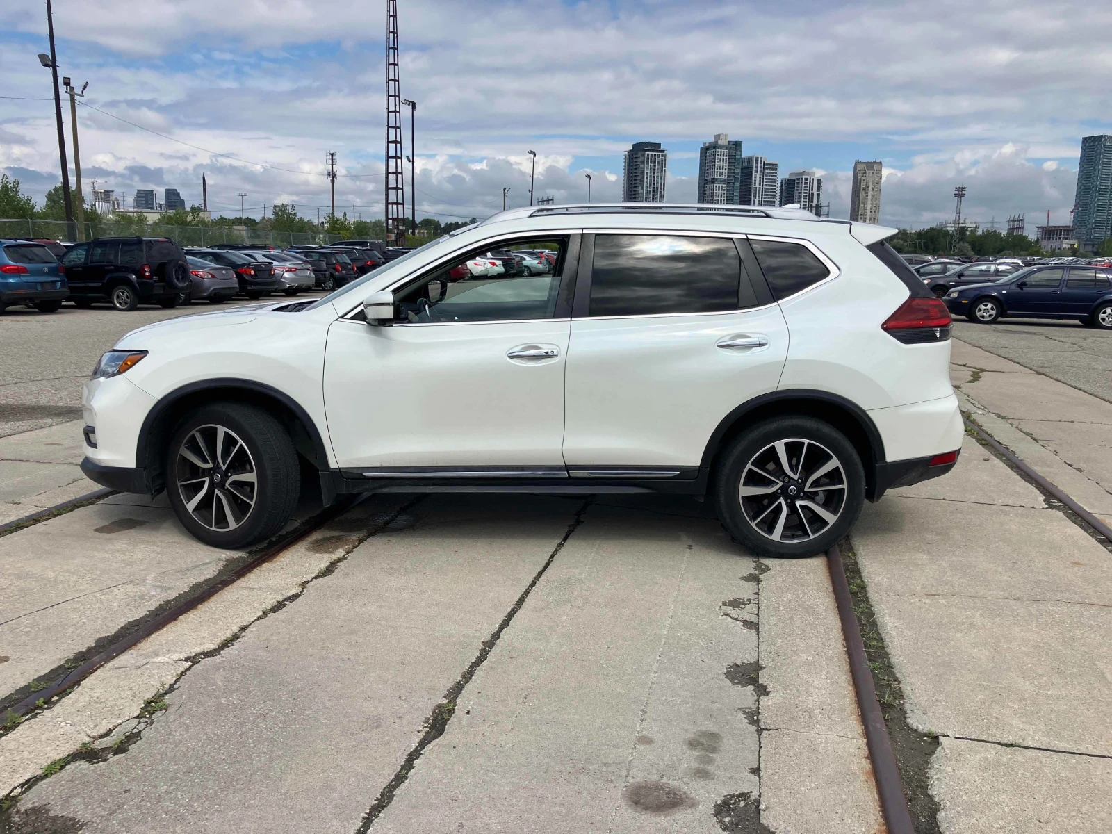Nissan Rogue SL AWD* CARFAX*  - изображение 2