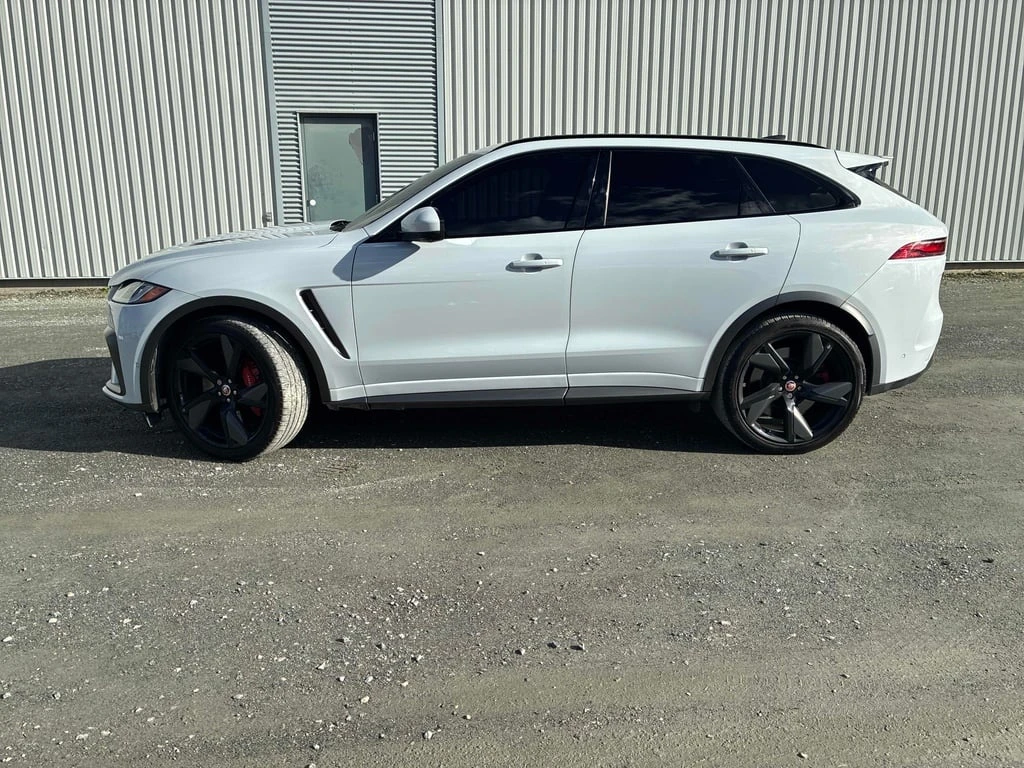 Jaguar F-PACE * P550 SVR * CARFAX * БЕЗ ПЪРВОНАЧАЛНА ВНОСКА - изображение 3