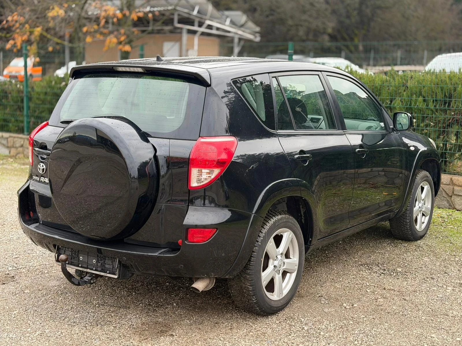 Toyota Rav4 2.2д4д - изображение 2