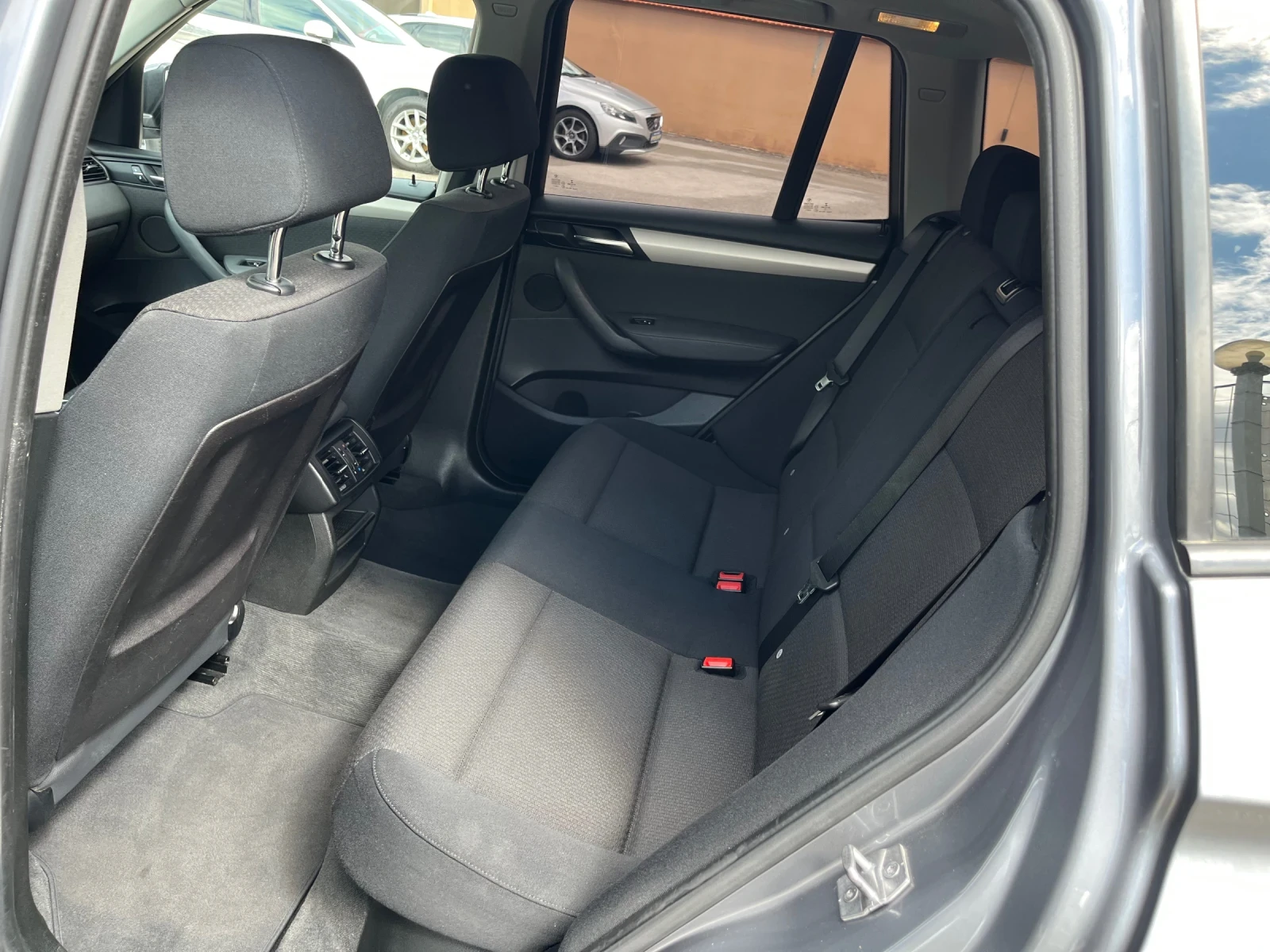 BMW X3 2.0 TDI   | Mobile.bg   9