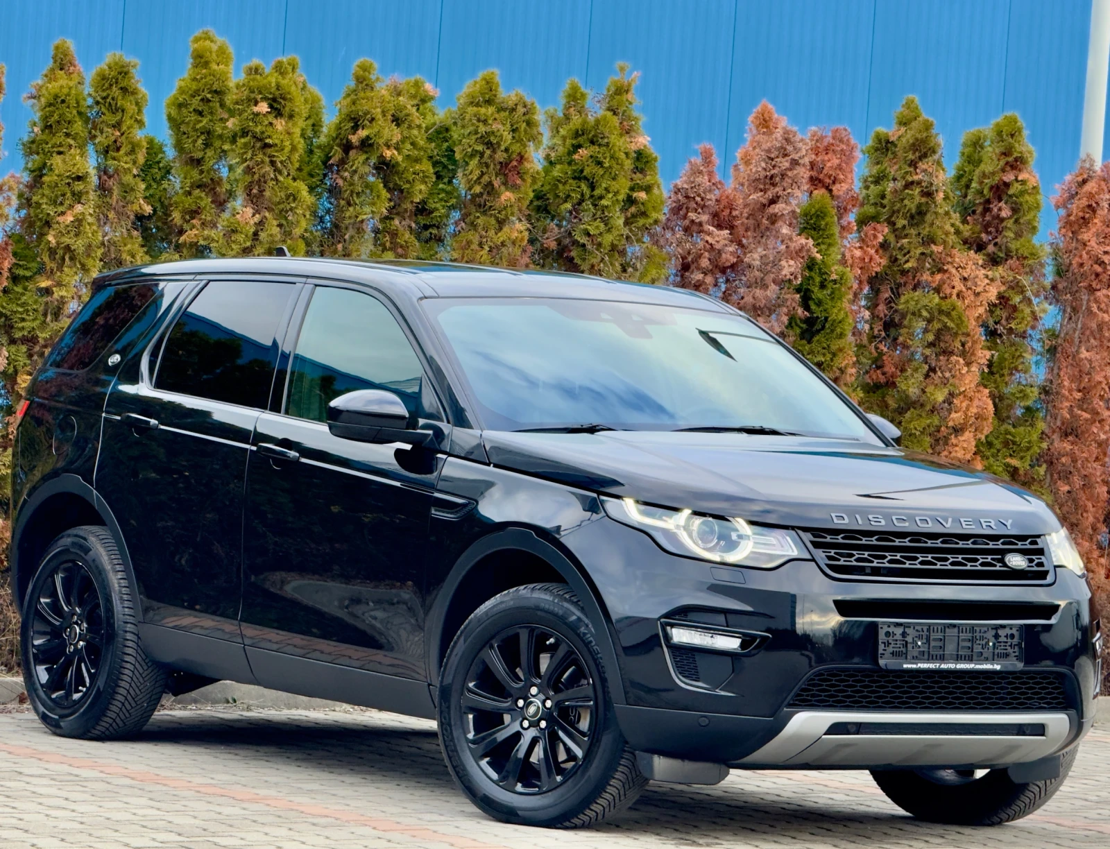 Land Rover Discovery Sport LUXURY2.0d-AWD-9ATКОЖА-ЛЕНТИ-ЗОНИ-УНИКАЛЕН-183Х.КМ - изображение 6