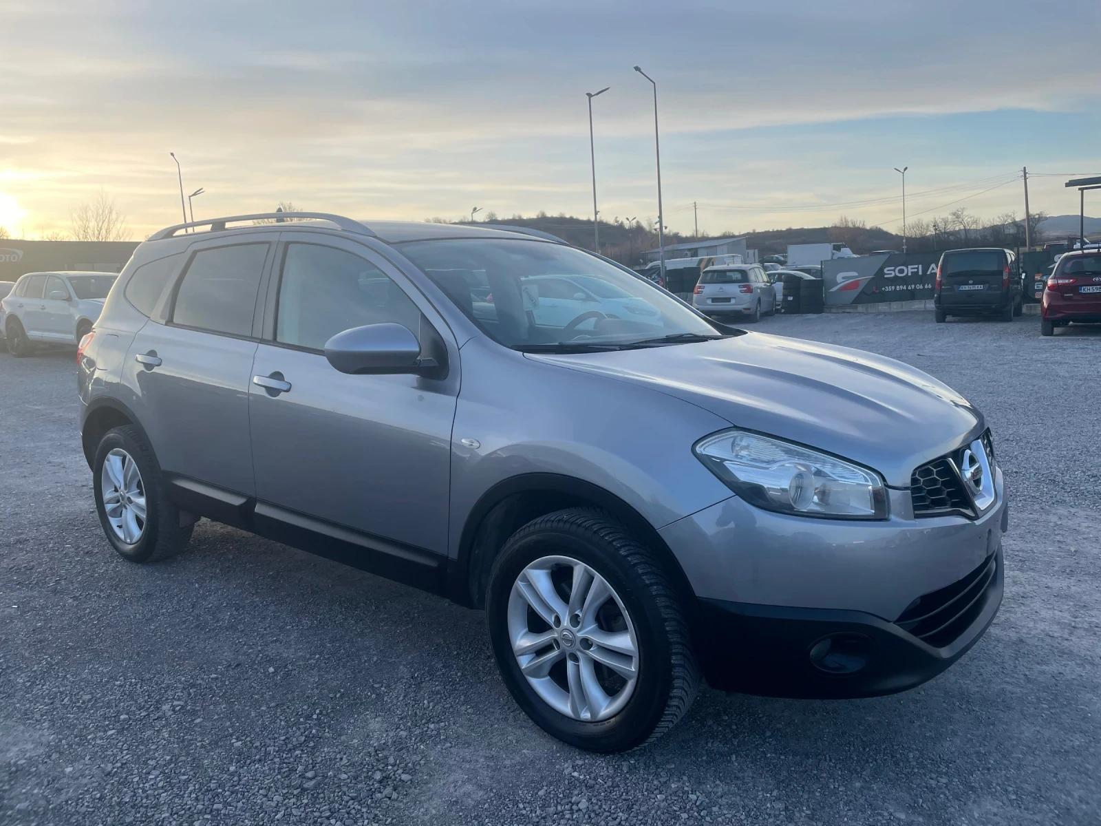 Nissan Qashqai + 2 FACE 1.5DCI 6+ 1, снимка 3 - Автомобили и джипове - 53977729