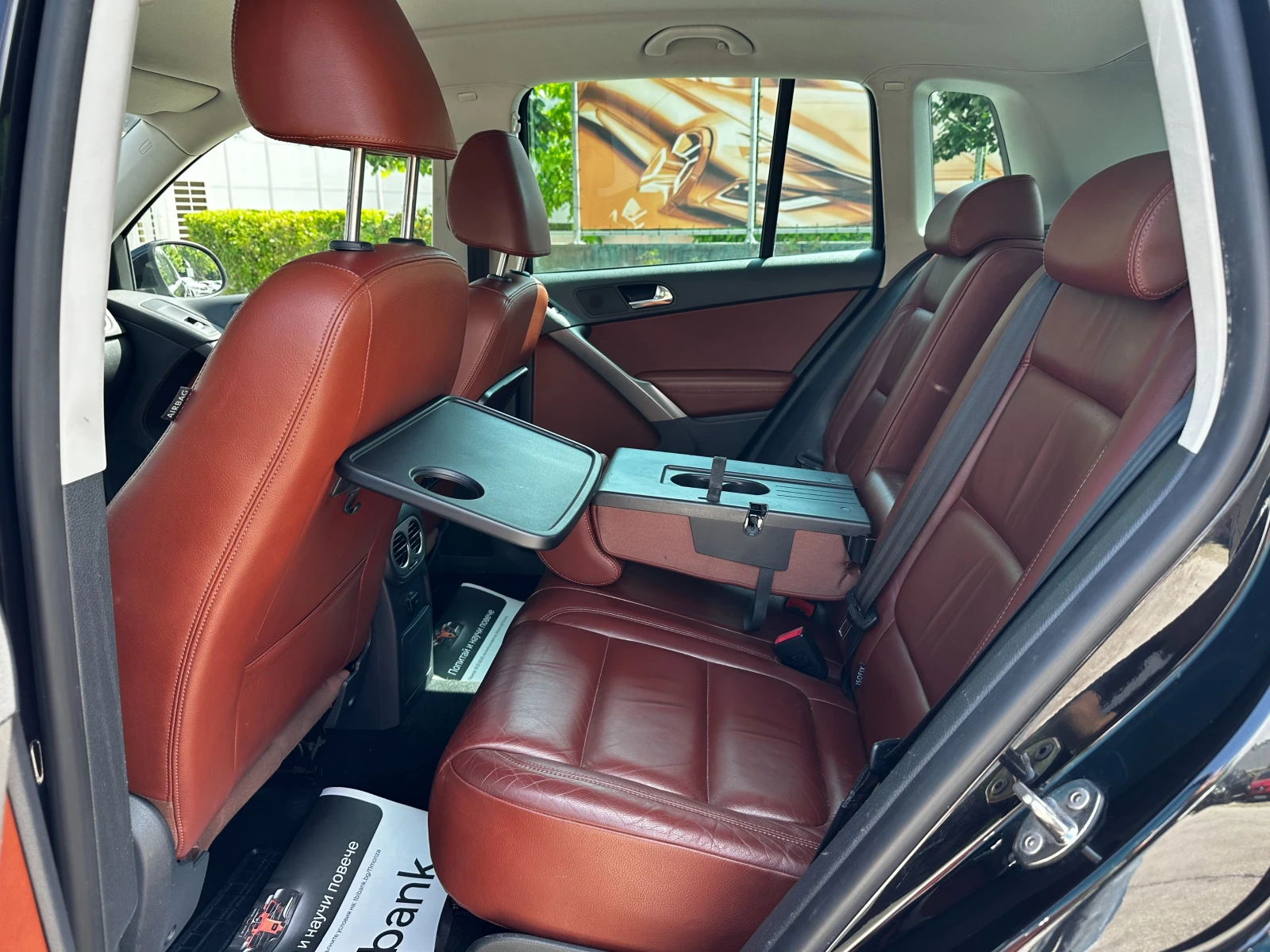 VW Tiguan, снимка 11 - Автомобили и джипове - 54748518