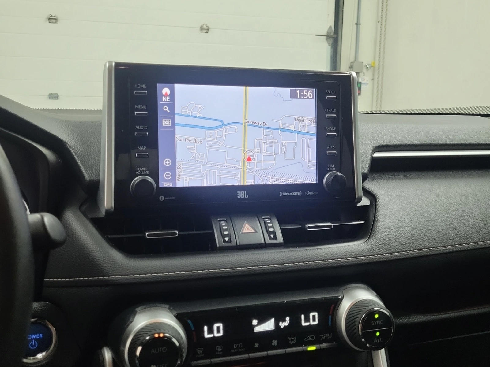 Toyota Rav4 HYBRID LIMITED * * 360 * * CARFAX * * АВТО КРЕДИТ, снимка 8 - Автомобили и джипове - 54886051