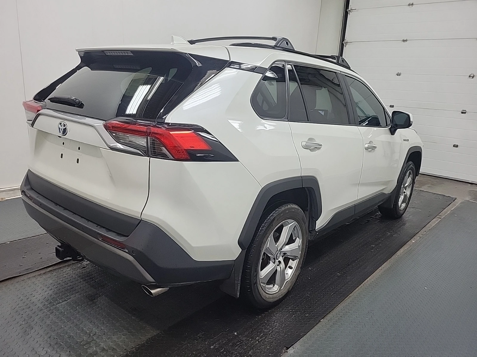 Toyota Rav4 HYBRID LIMITED * * 360 * * CARFAX * * АВТО КРЕДИТ, снимка 3 - Автомобили и джипове - 54886051