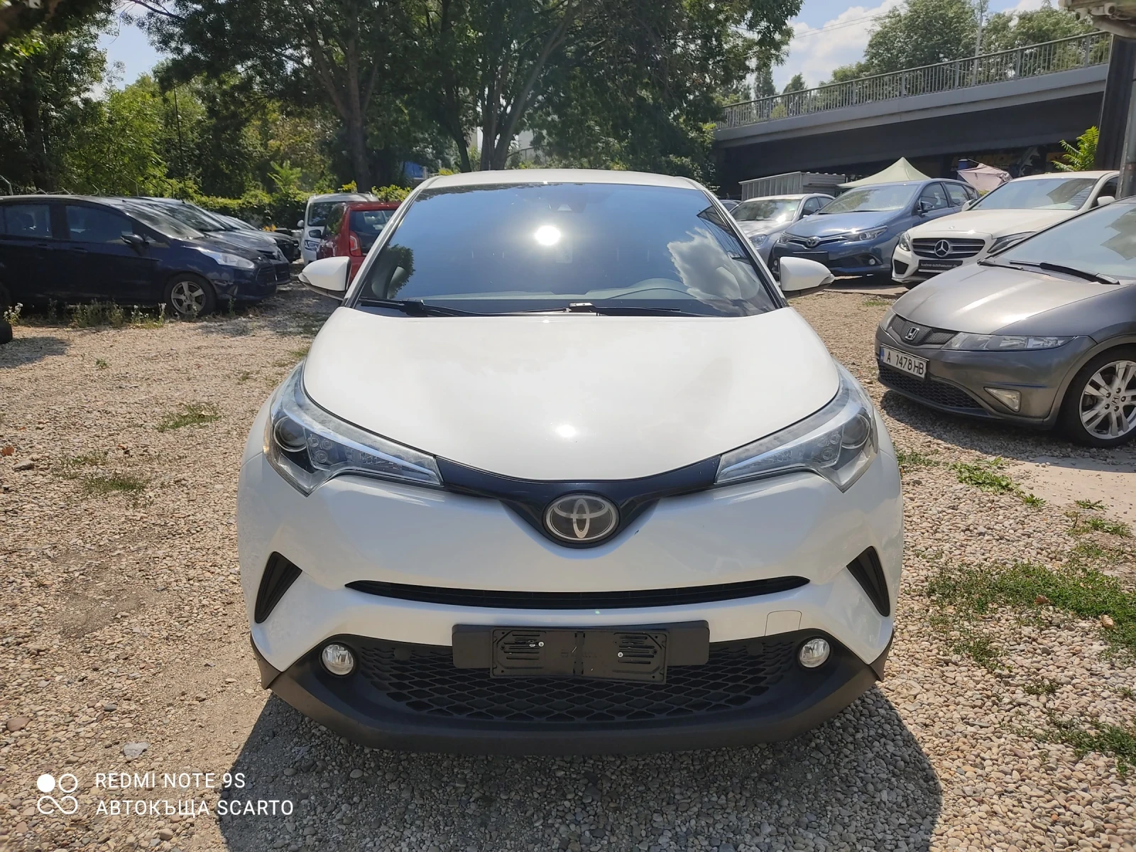 Toyota C-HR 1.2Т/116кс, 4 цилиндъра, 2018г., снимка 2 - Автомобили и джипове - 55584873