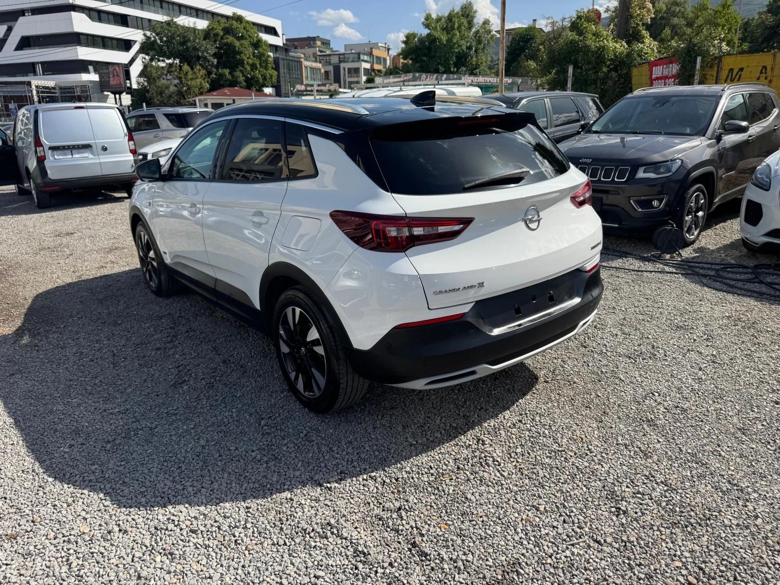 Opel Grandland X 1.6T AWD PHEV 300hp* 139000km* 2022г* ЛИЗИНГ* ТОП, снимка 8 - Автомобили и джипове - 55878315