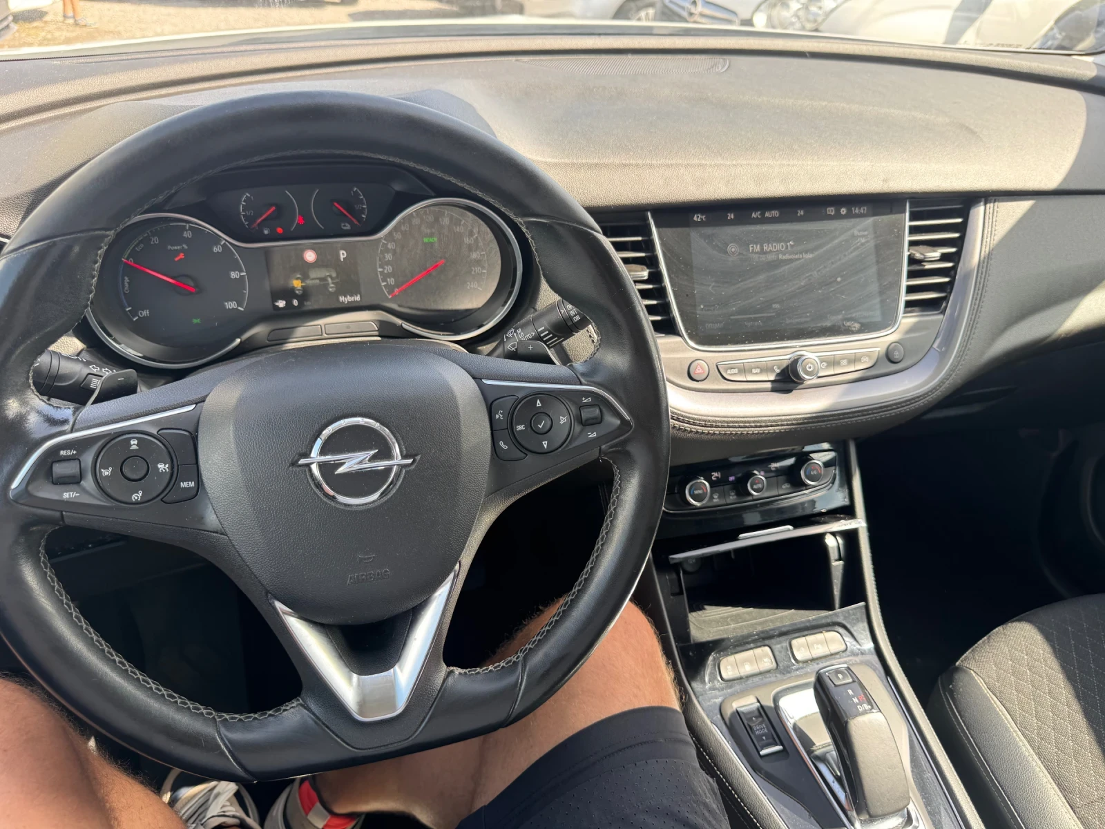 Opel Grandland X 1.6T AWD PHEV 300hp* 139000km* 2022г* ЛИЗИНГ* ТОП, снимка 13 - Автомобили и джипове - 55878315