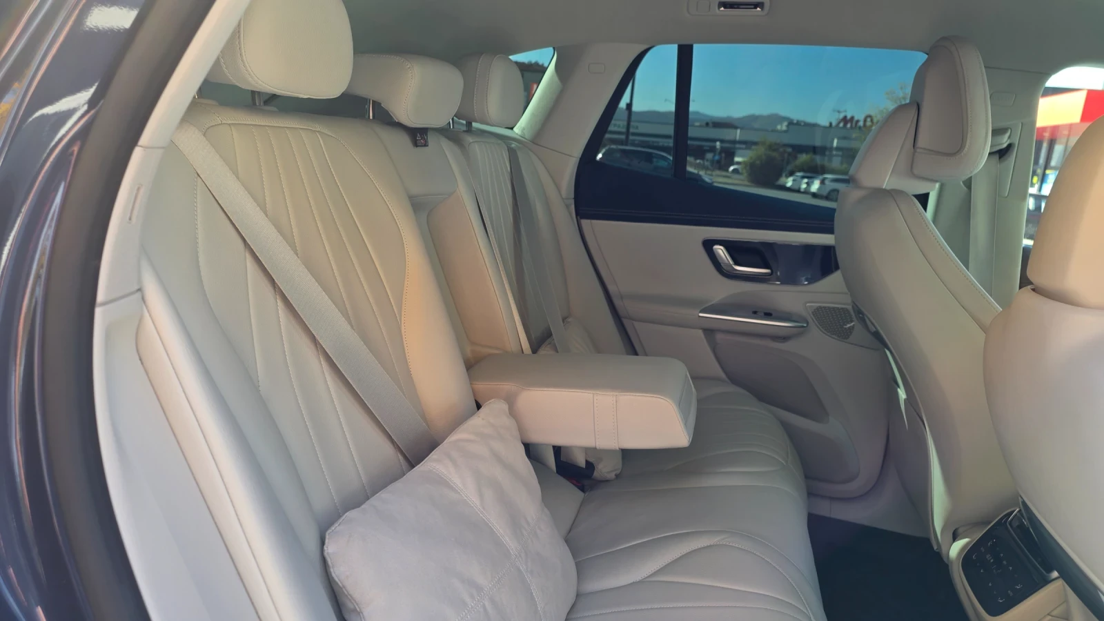 Mercedes-Benz EQE 350 / SUV / 4-MATIC / AMG / NIGHT / AIRMATIC / | Mobile.bg � ����������� 8