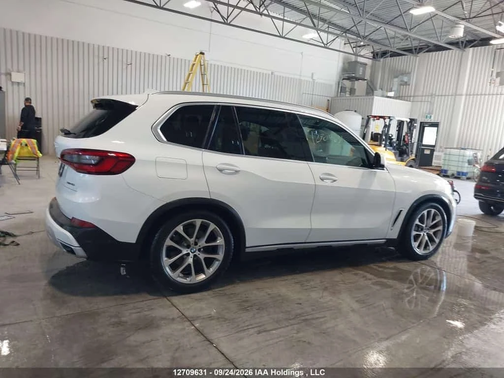 BMW X5 * XDRIVE40I * CARFAX * ����� �� ����������� | Mobile.bg � ����������� 13