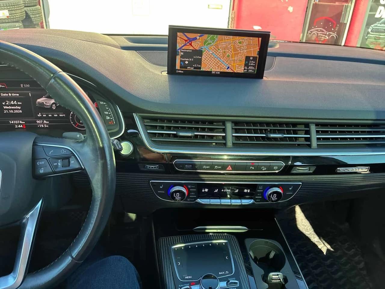 Audi Q7 * Technik * CARFAX * ЦЕНА ДО БГ, снимка 10 - Автомобили и джипове - 56648489