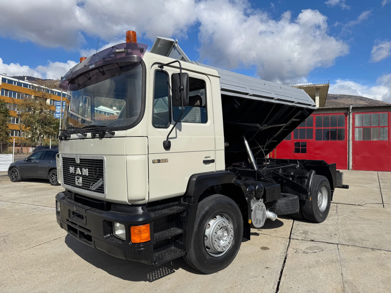 Man 19332 ���:4.20� | Mobile.bg � ����������� 4