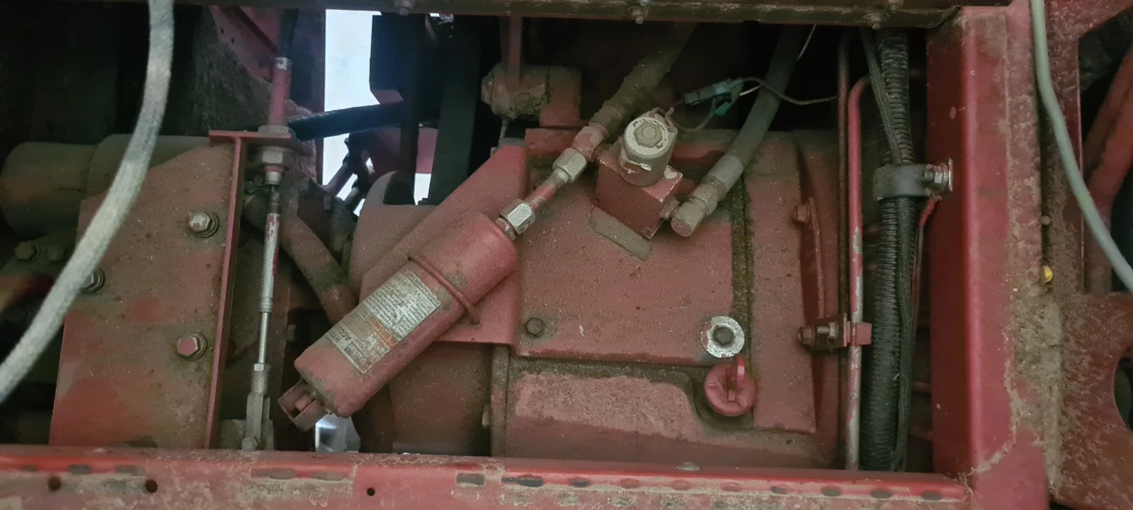 Комбайн CASE IH 1680 Е, снимка 5 - Селскостопанска техника - 53752959