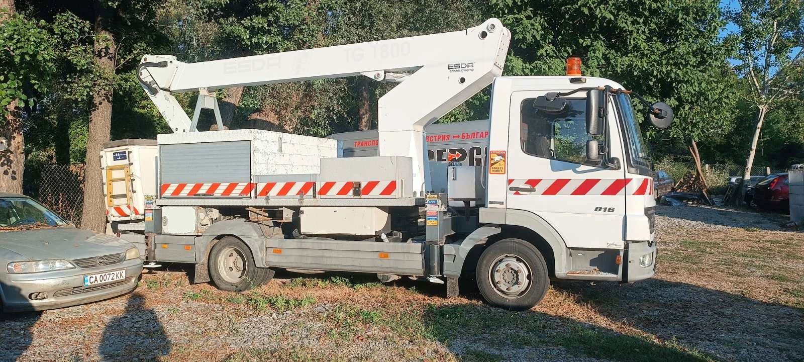 Автовишка Mercedes-Benz atego, снимка 2 - Индустриална техника - 54614526