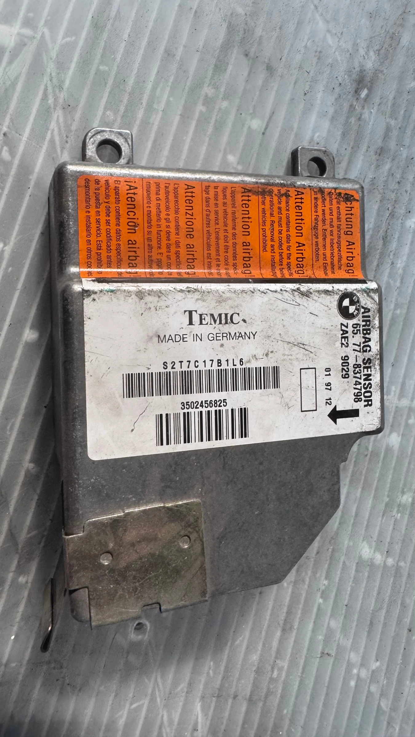 Airbag  /  /  a BMW 318 - 65.77-8374798 | Mobile.bg   2