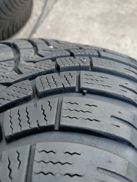 Гуми Зимни 205/55R17, снимка 3