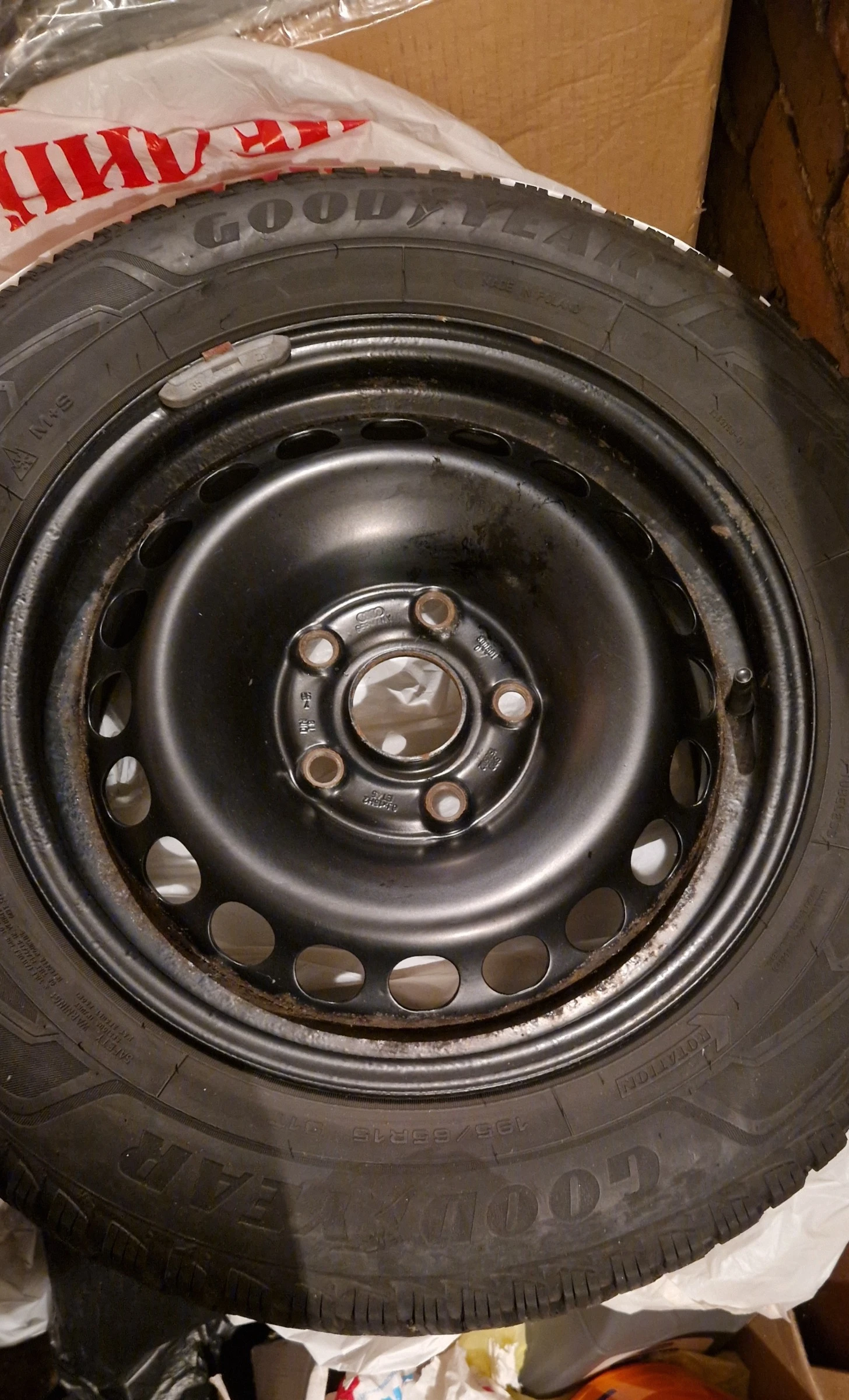    195/65R15  VW Passat | Mobile.bg   1