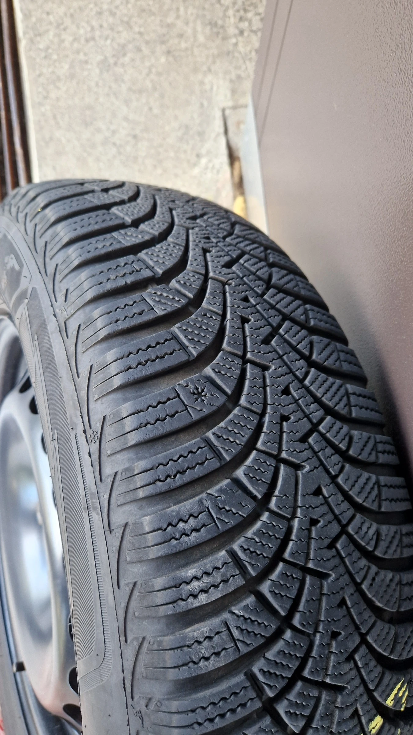    195/65R15  VW Passat | Mobile.bg   6