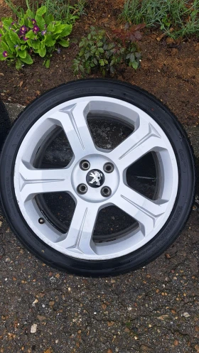    225/40R18  Peugeot 308 | Mobile.bg    3