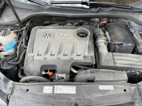 VW Golf GTD/LED/Bi-Xenon/FULL/Черен таван/Navi/Нови гуми, снимка 16