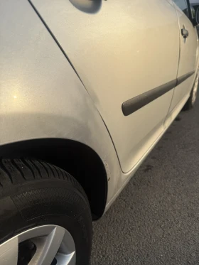 VW Golf 1.6 FSI - 5500 лв. - 94036906 7