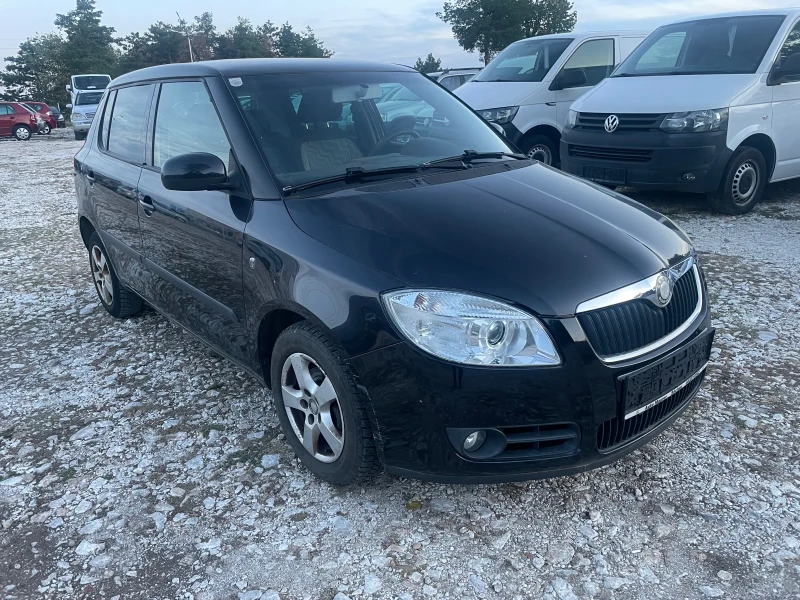 Skoda Fabia, снимка 2 - Автомобили и джипове - 47945016