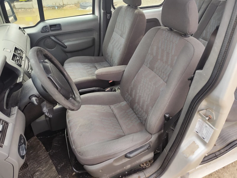 Ford Connect 1.8TDCI, снимка 6 - Автомобили и джипове - 48811554