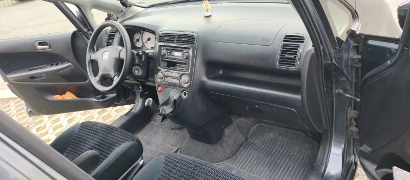 Honda Stream, снимка 12 - Автомобили и джипове - 52474001