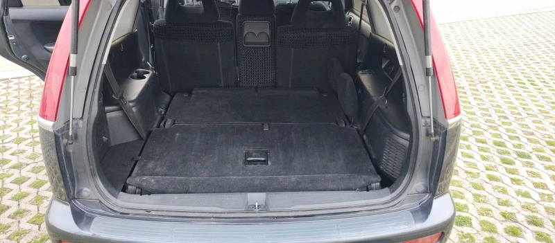 Honda Stream, снимка 9 - Автомобили и джипове - 52474001