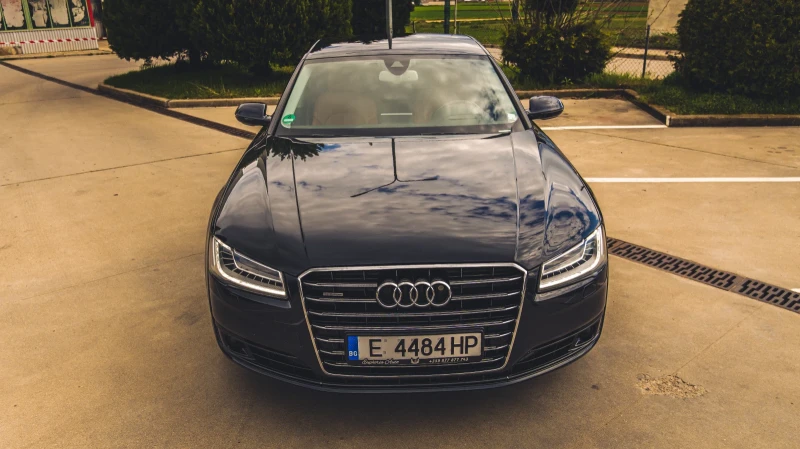Audi A8, снимка 5 - Автомобили и джипове - 52383338