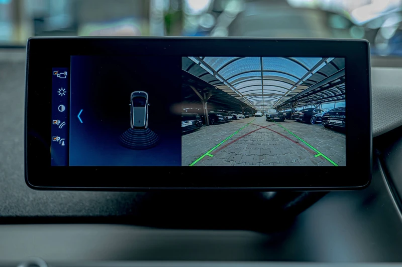 BMW i3 S/FullLed/Подгрев/Камера/CarPlay, снимка 10 - Автомобили и джипове - 50843175
