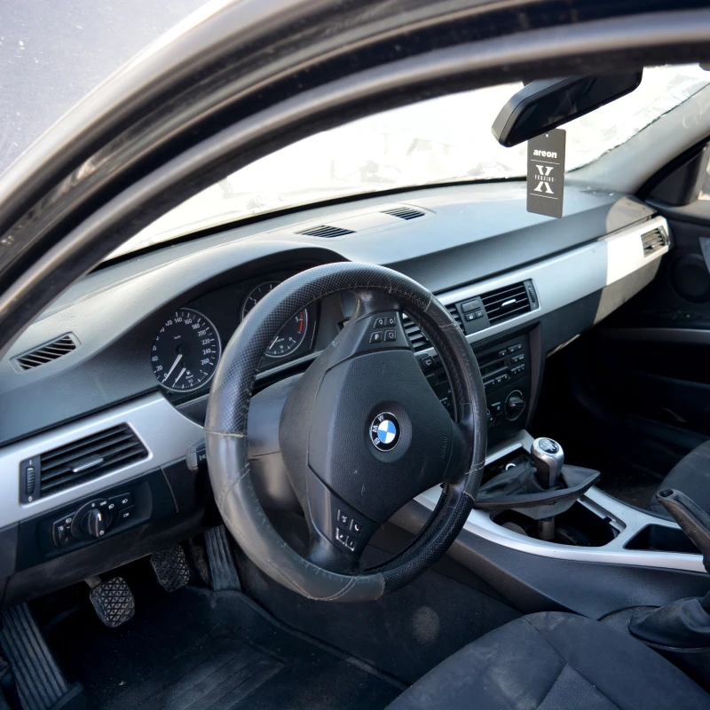 BMW 320 2.0 D, снимка 8 - Автомобили и джипове - 51281302