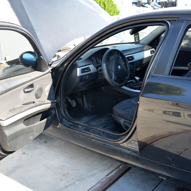 BMW 320 2.0 D, снимка 6 - Автомобили и джипове - 51281302