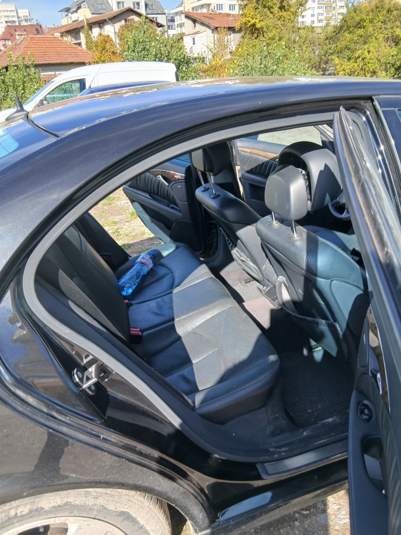 Mercedes-Benz E 350, снимка 10 - Автомобили и джипове - 52473327