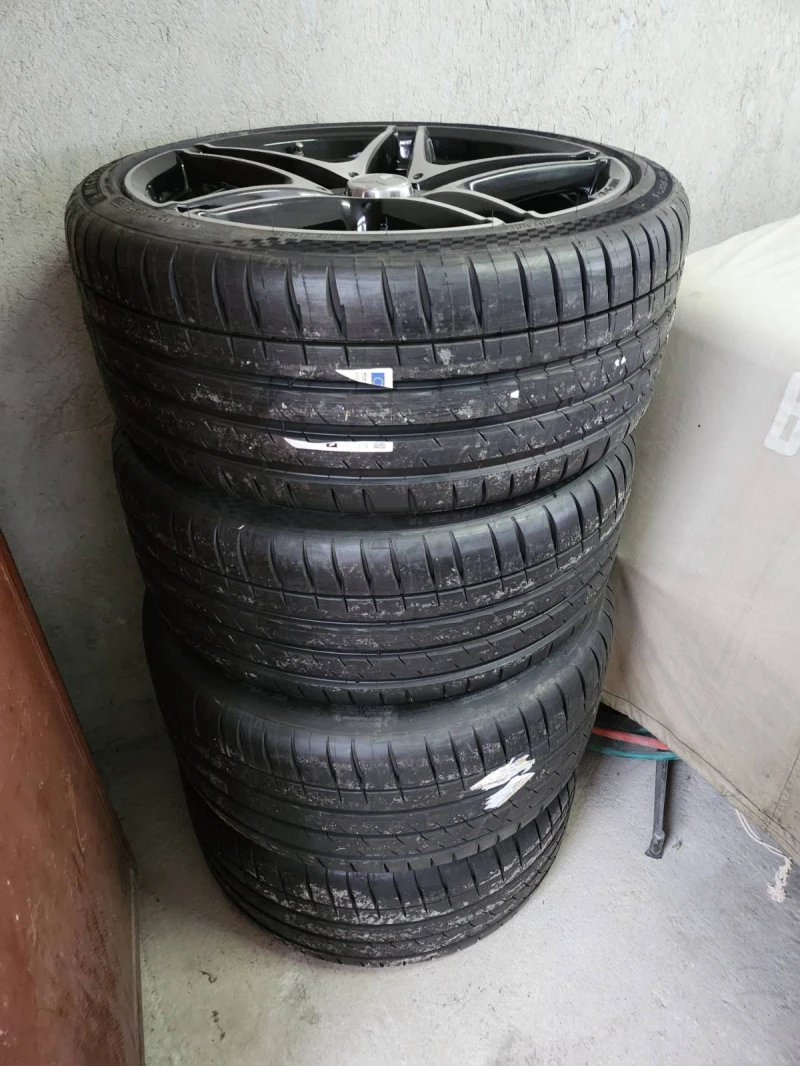 Mercedes-Benz C 63 AMG, снимка 6 - Автомобили и джипове - 52530596