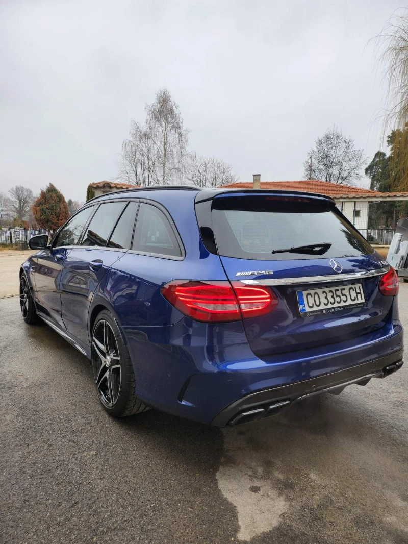 Mercedes-Benz C 63 AMG, снимка 2 - Автомобили и джипове - 52530596