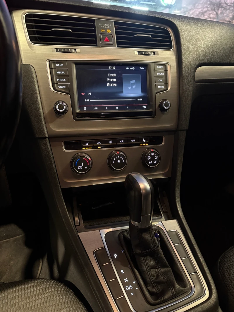 VW Golf, снимка 12 - Автомобили и джипове - 52864977