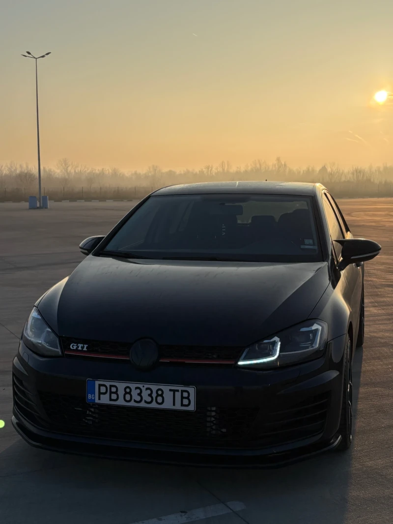 VW Golf, снимка 5 - Автомобили и джипове - 52864977