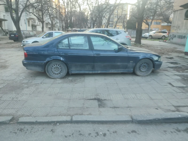 BMW 525, снимка 4 - Автомобили и джипове - 53164277
